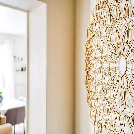 Apartment Le Reveur - Quartier Des Ternes - 137mb