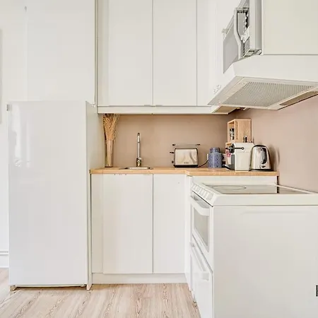 Le Reveur - Quartier Des Ternes - 137mb Paris